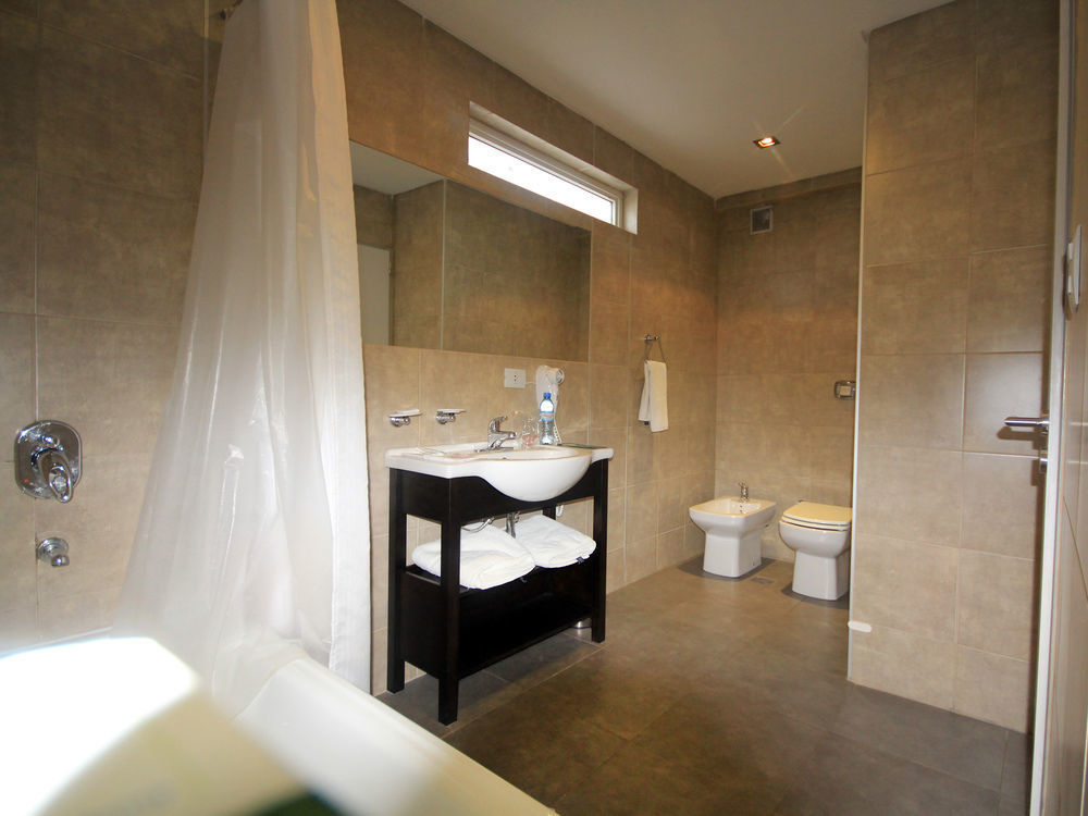 Hotel Neu 354 Neuquén エクステリア 写真